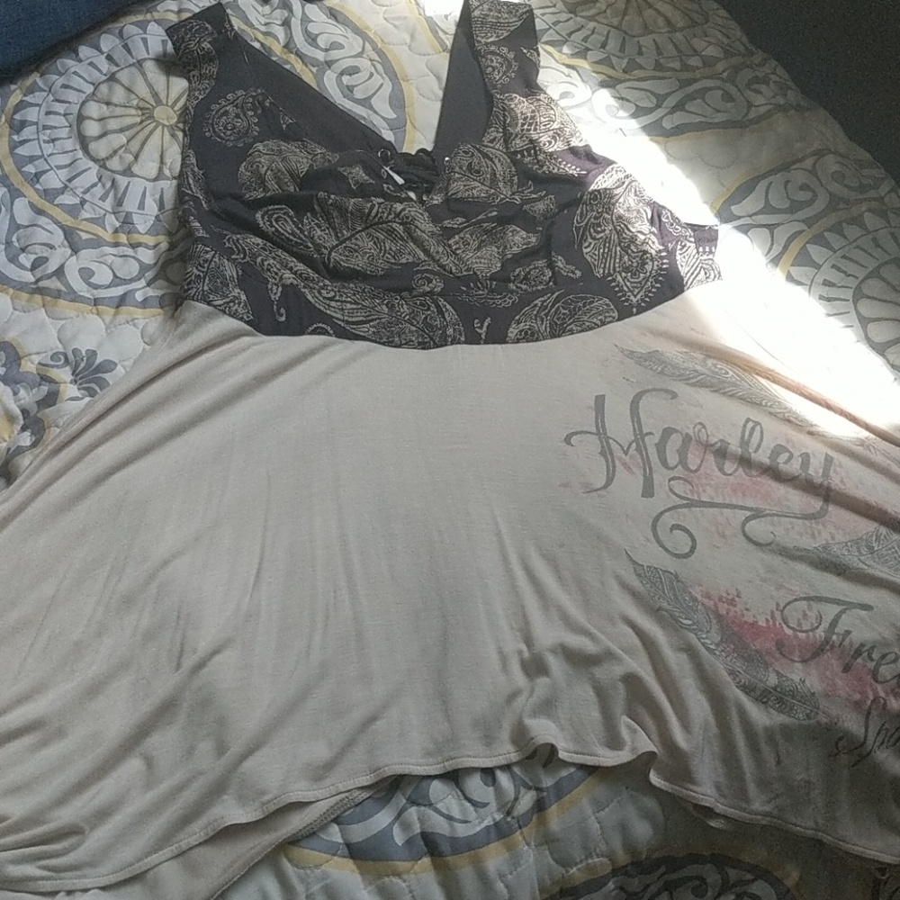 Cute Harley Davidson flowey tank top
